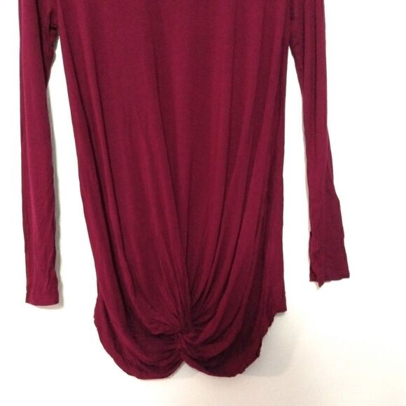 Old Navy Maternity Top wine red medium - Picture 4 of 5